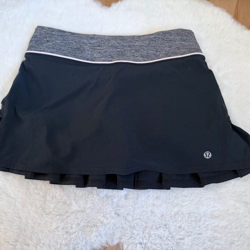 Lululemon Run: Speed Skirt size 2